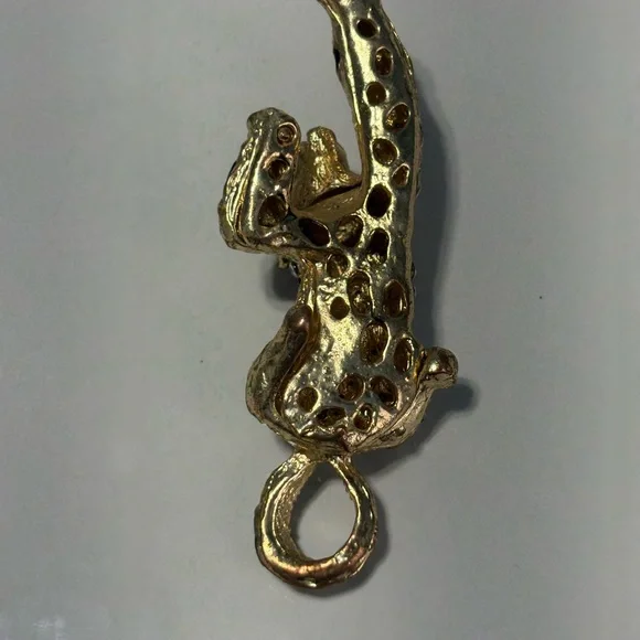 Sale!!! Betsey Johnson Leopard Necklace (Just the Pendant) - Picture 5 of 5